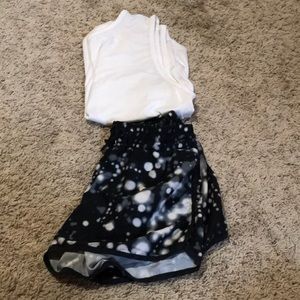 Workout outfit. Fabletics top and rue21 shorts.